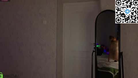 michelle_blond online show from 05/13/26, 01:47