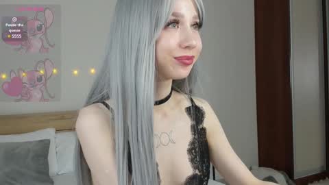 Snapshot of michelle_martinz chatting on 02/28/25, 04:53 Michelle Martinez online show from 02/28/25, 04:53