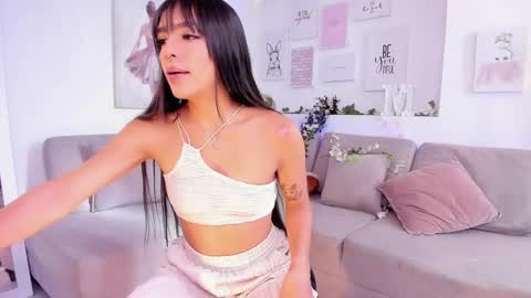 Michelle online show from 01/04/25, 01:10