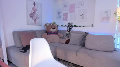 Michelle online show from 01/20/25, 06:53