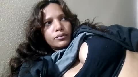 Anne Michelle online show from 01/10/25, 04:09