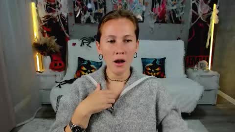 MichelleOrtis online show from 10/29/25, 12:40