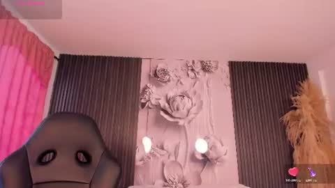 michellepreston_ online show from 06/21/26, 12:08