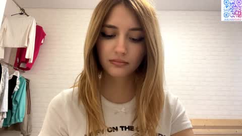 Jenny online show from 05/11/26, 03:51
