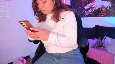 michonne_09 online show from 12/15/25, 08:46