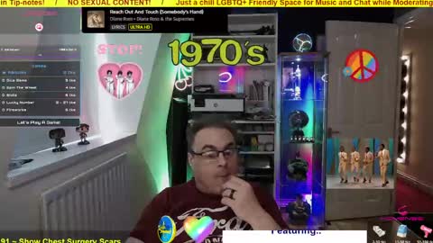 Professional Moderator  Mick Mickey online show from 05/12/26, 04:37