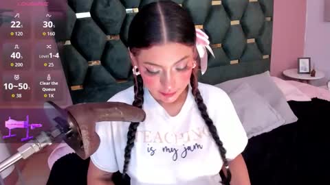 Micki online show from 10/23/25, 11:42