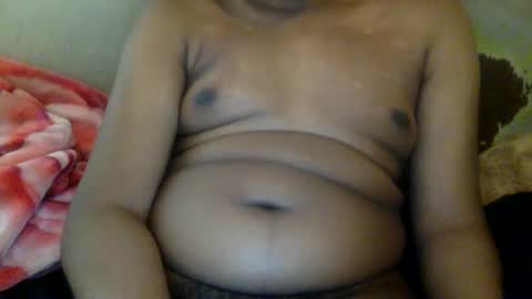 Snapshot of mickkzzx chatting on 02/16/26, 03:52 mickkzzx online show from 02/16/26, 03:52