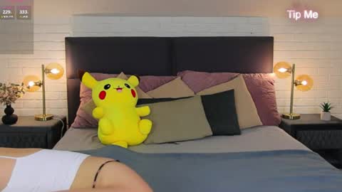 micky___love online show from 06/27/26, 07:41