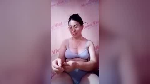Snapshot of mickye00 chatting on 06/20/26, 09:01 Miky online show from 06/20/26, 09:01