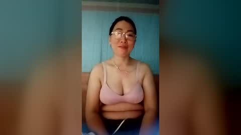 Snapshot of mickye00 chatting on 06/22/26, 07:11 Miky online show from 06/22/26, 07:11
