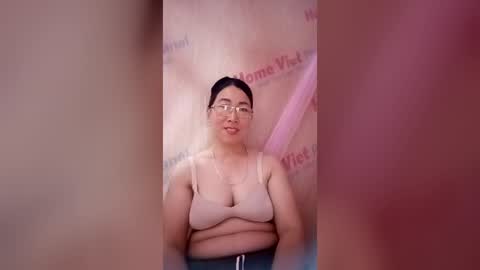 Snapshot of mickye00 chatting on 07/01/26, 02:13 Miky online show from 07/01/26, 02:13