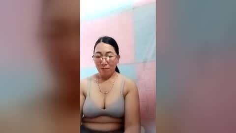 Snapshot of mickye00 chatting on 07/24/26, 01:58 Miky online show from 07/24/26, 01:58