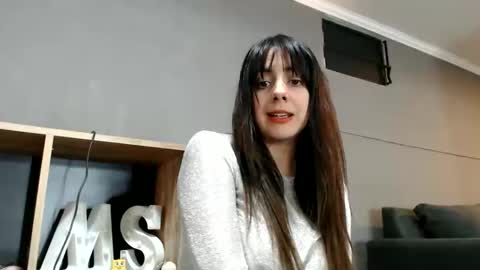 Snapshot of mickystrumia chatting on 05/20/26, 05:08 mickystrumia online show from 05/20/26, 05:08