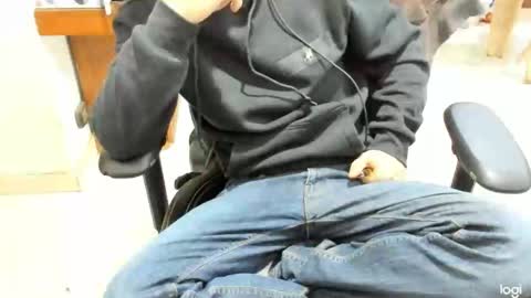 Snapshot of microfama00 chatting on 03/17/26, 06:06 microfama00 online show from 03/17/26, 06:06