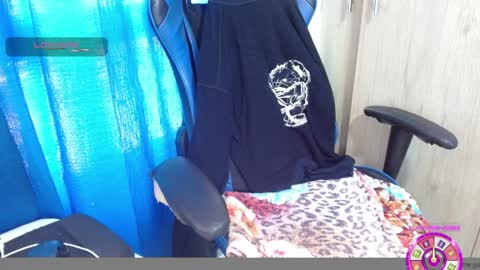 Snapshot of miculohot chatting on 03/29/26, 01:55 vanesa sexy online show from 03/29/26, 01:55
