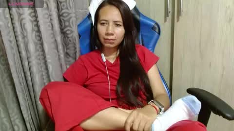 Snapshot of miculohot chatting on 04/21/26, 01:42 vanesa sexy online show from 04/21/26, 01:42