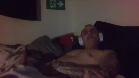 Snapshot of middle123456783939 chatting on 11/20/25, 04:23 middle123456783939 online show from 11/20/25, 04:23