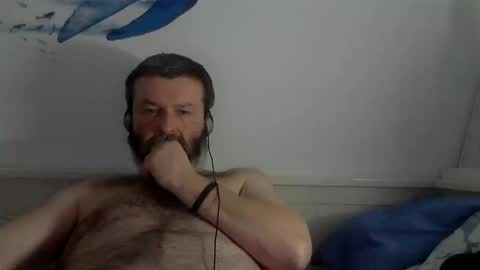 Snapshot of midhir chatting on 01/31/25, 11:03 kike online show from 01/31/25, 11:03