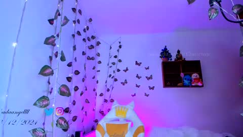 Snapshot of midnight_angell chatting on 12/04/24, 05:49 online show from 12/04/24, 05:49