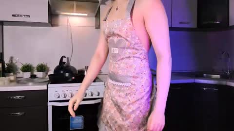 Snapshot of midnight_answer chatting on 02/14/25, 03:36 Max online show from 02/14/25, 03:36