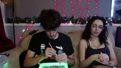 Snapshot of midnight_motion chatting on 11/09/25, 12:36 midnight_motion online show from 11/09/25, 12:36