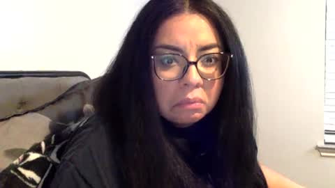 Snapshot of midnightbruja111 chatting on 08/02/26, 02:10 midnightbruja111 online show from 08/02/26, 02:10