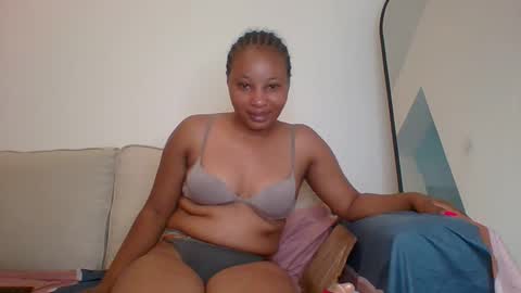 midnightcharm1 online show from 11/29/25, 09:45