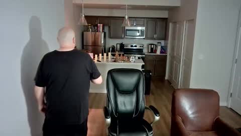 Snapshot of midnightmoonlight777 chatting on 12/16/25, 10:37 midnightmoonlight777 online show from 12/16/25, 10:37