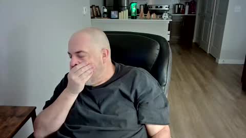 Snapshot of midnightmoonlight777 chatting on 01/10/26, 01:51 midnightmoonlight777 online show from 01/10/26, 01:51