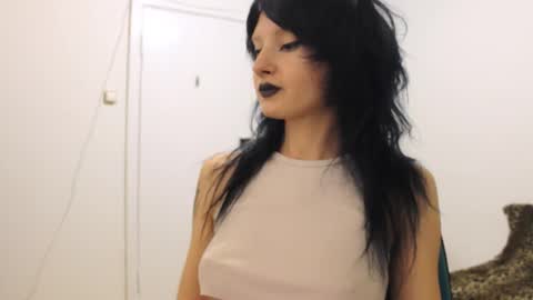 midnightsiren online show from 09/22/25, 07:27