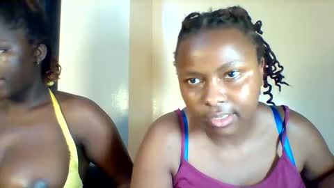 Snapshot of midnightt_tease chatting on 11/01/25, 07:49 midnightt_tease online show from 11/01/25, 07:49