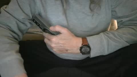 Snapshot of midnite_7 chatting on 01/12/26, 04:39 midnite_7 online show from 01/12/26, 04:39