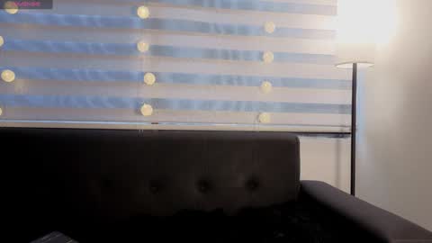 midori__san online show from 12/13/25, 09:53