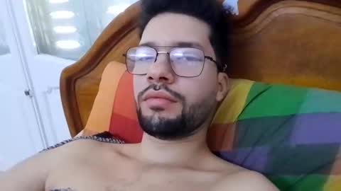 Snapshot of midoumas1 chatting on 12/22/24, 10:17 Sam online show from 12/22/24, 10:17