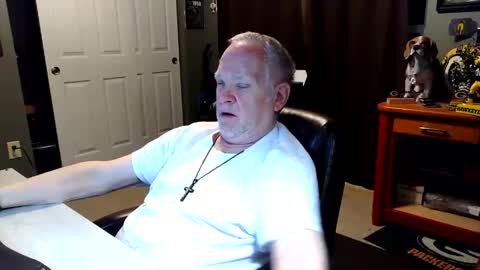 midwestdad09 online show from 03/01/26, 10:06