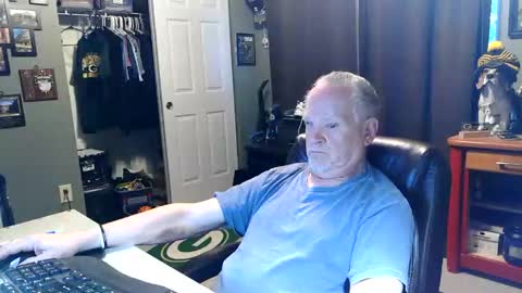 midwestdad09 online show from 05/11/26, 10:54