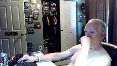 midwestdad09 online show from 05/26/26, 05:31