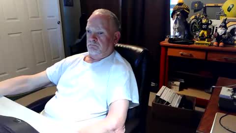 midwestdad09 online show from 06/07/26, 10:52