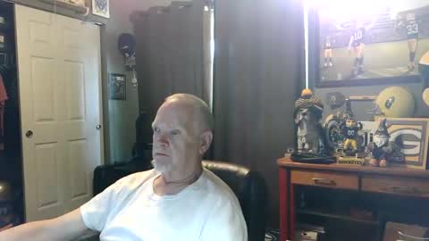 midwestdad09 online show from 06/08/26, 09:59