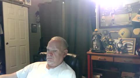 midwestdad09 online show from 06/11/26, 07:28