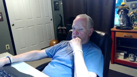midwestdad09 online show from 06/21/26, 11:18