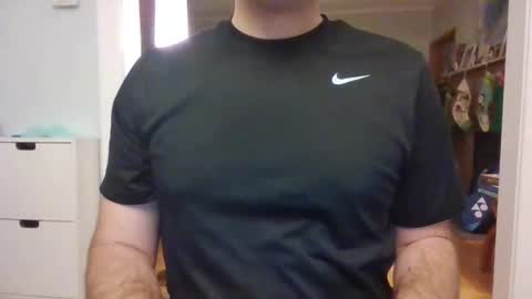 Snapshot of midwestdad2026 chatting on 01/07/26, 03:31 midwestdad2026 online show from 01/07/26, 03:31