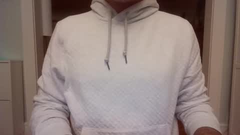 Snapshot of midwestdad2026 chatting on 02/03/26, 03:26 midwestdad2026 online show from 02/03/26, 03:26