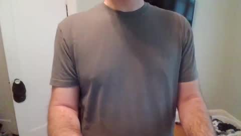 Snapshot of midwestdad2026 chatting on 03/15/26, 06:03 midwestdad2026 online show from 03/15/26, 06:03