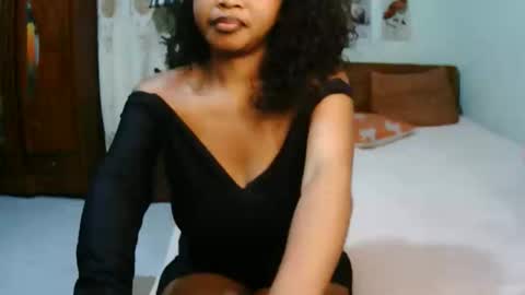 miel_07 online show from 04/09/26, 07:25