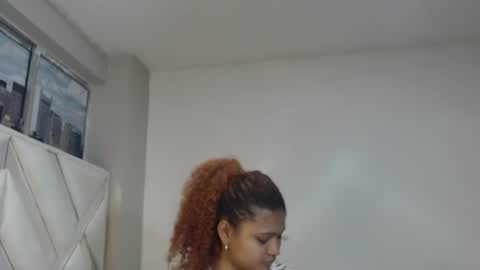 Snapshot of miel_alisha chatting on 07/08/26, 12:31 miel online show from 07/08/26, 12:31