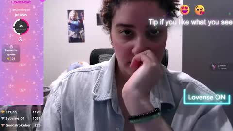 Snapshot of miel_mal chatting on 03/21/26, 10:20 Miel online show from 03/21/26, 10:20