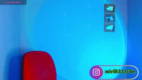 mielikki01 online show from 12/21/24, 06:41