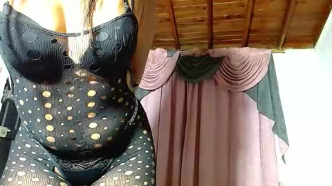 mielsquirt online show from 11/21/25, 07:29